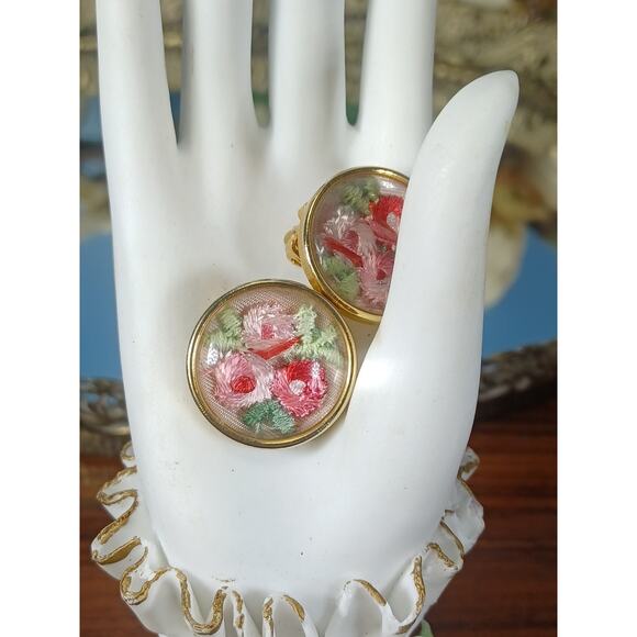 Floral Embroidered Unique Retro Pink Red Green Clip On Round Earrings Beautiful - Picture 7 of 9